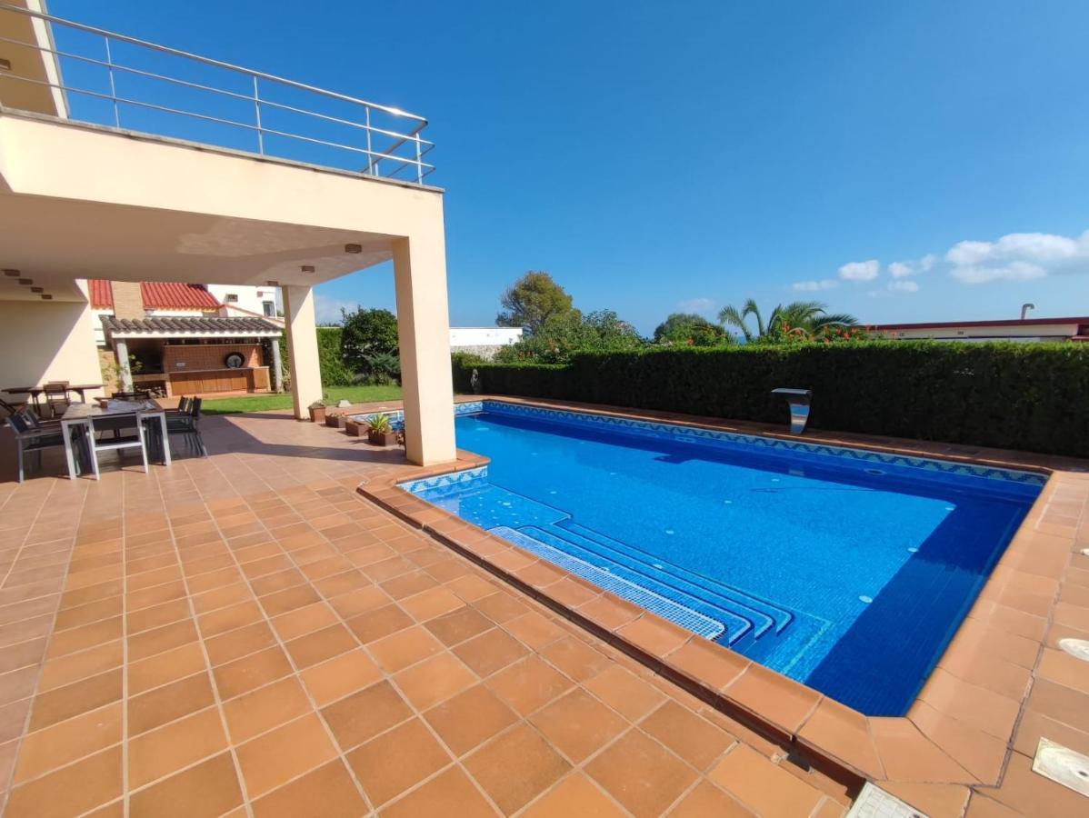Villa Maricel アルカナル エクステリア 写真