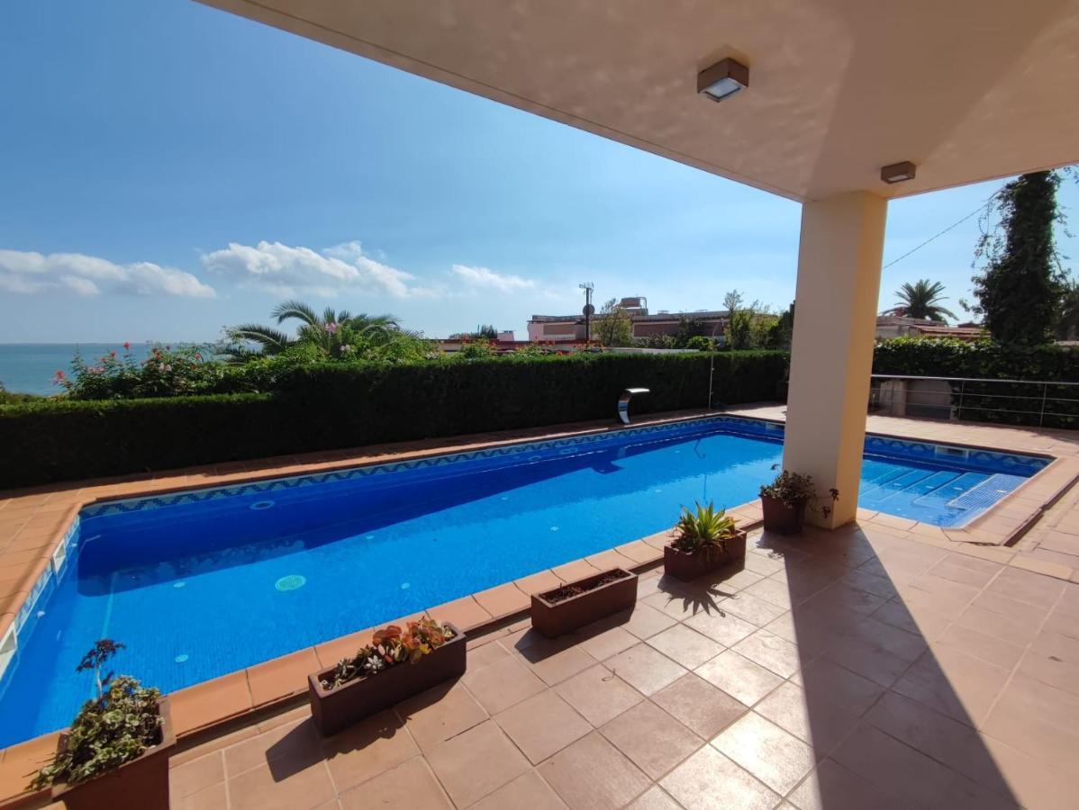 Villa Maricel アルカナル エクステリア 写真